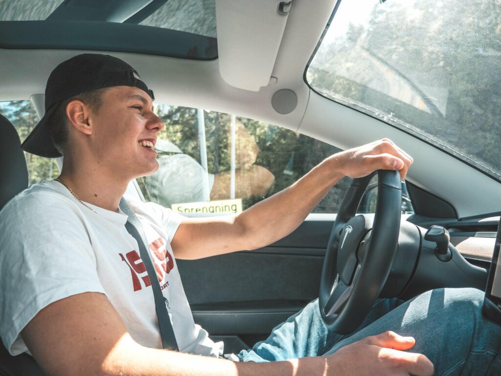 Job Ideas for Teens Who Just Got Their Driver's License