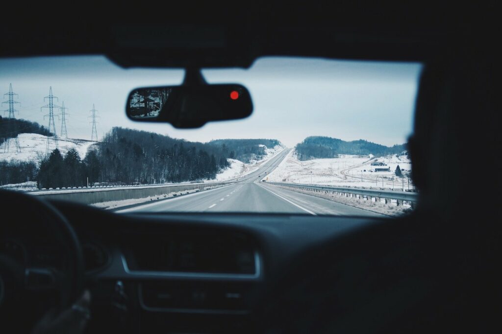 driving in the winter snow