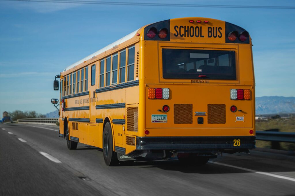 5 School Bus Safety Tips Every Driver Needs to Know